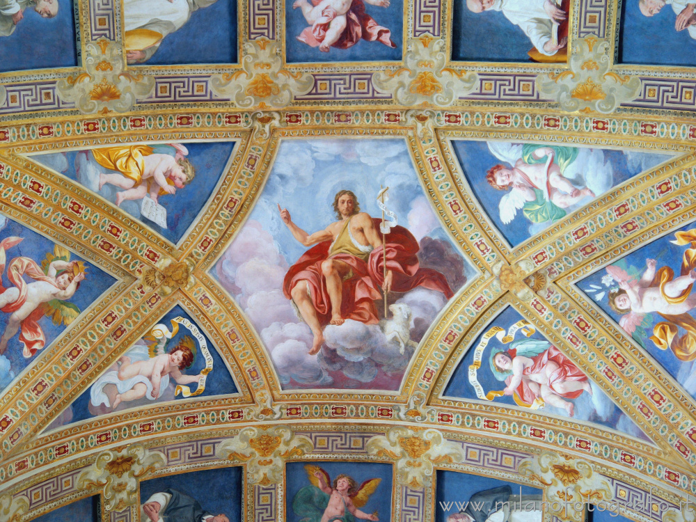 Milano - San Giovanni Battista sulla  volta della Certosa di Garegnano